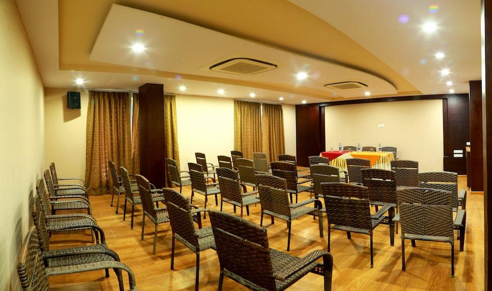 Hotel Royal Palm - A Budget Hotel In Udaipur Extérieur photo
