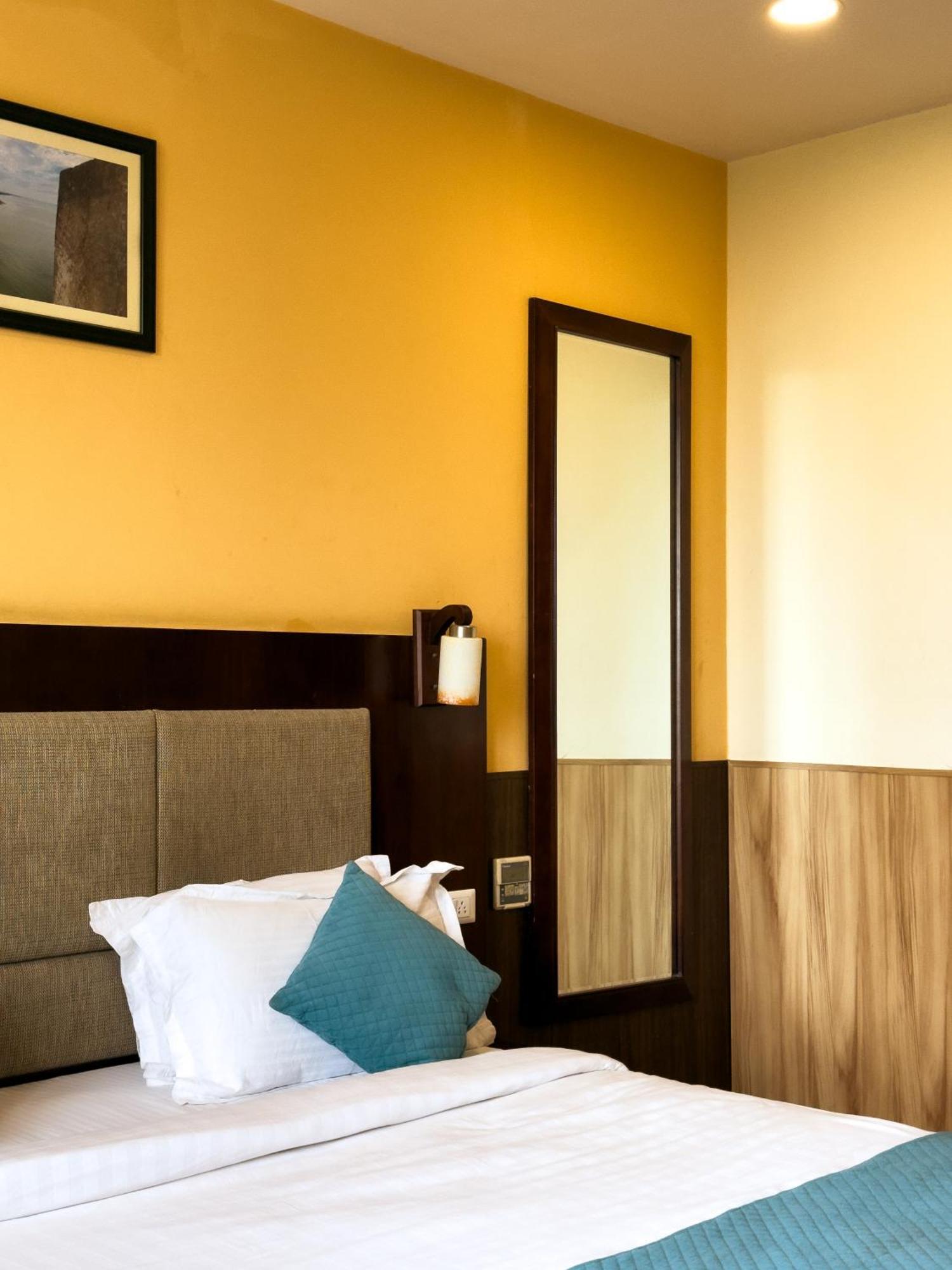Hotel Royal Palm - A Budget Hotel In Udaipur Extérieur photo