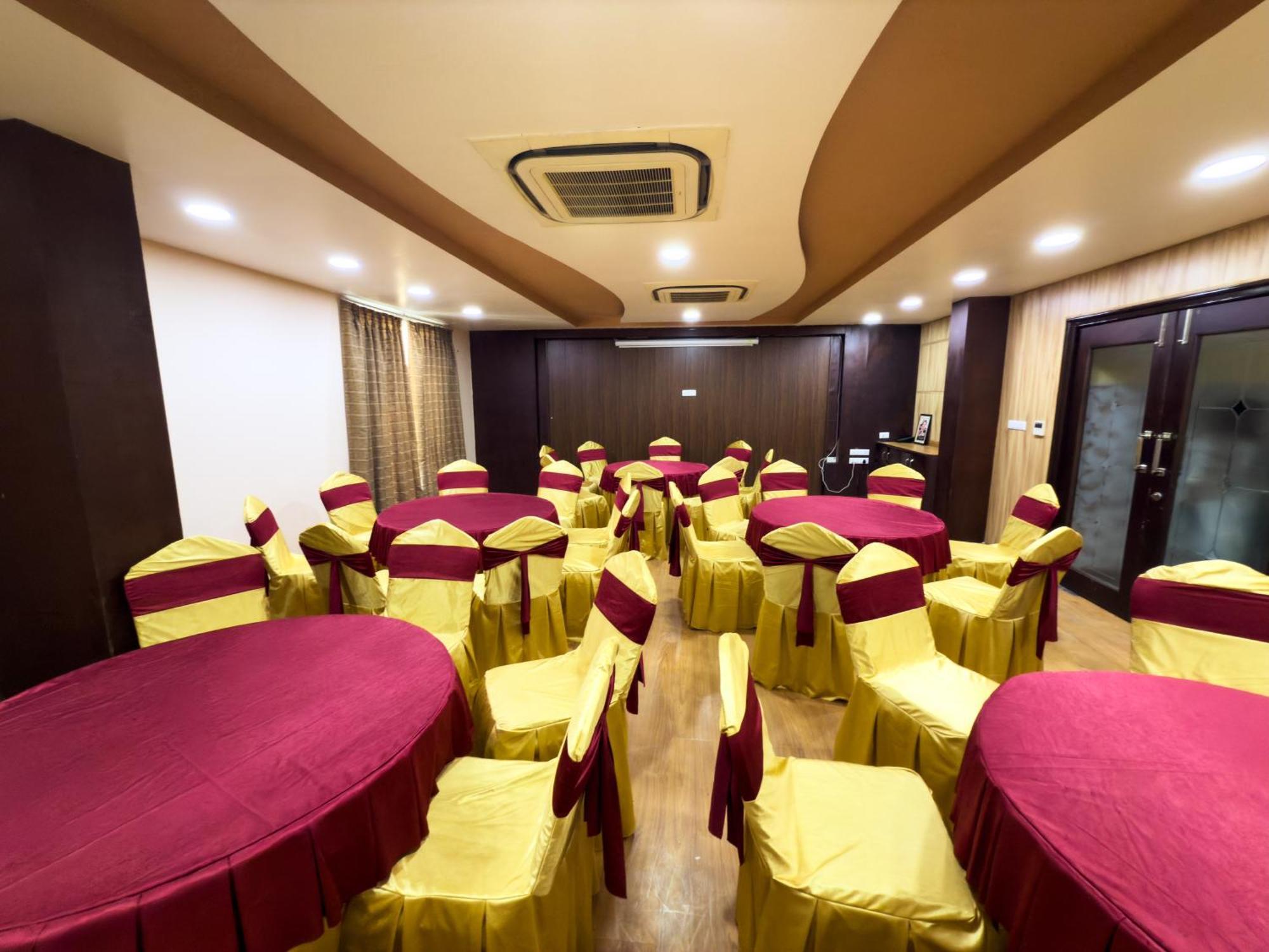 Hotel Royal Palm - A Budget Hotel In Udaipur Extérieur photo