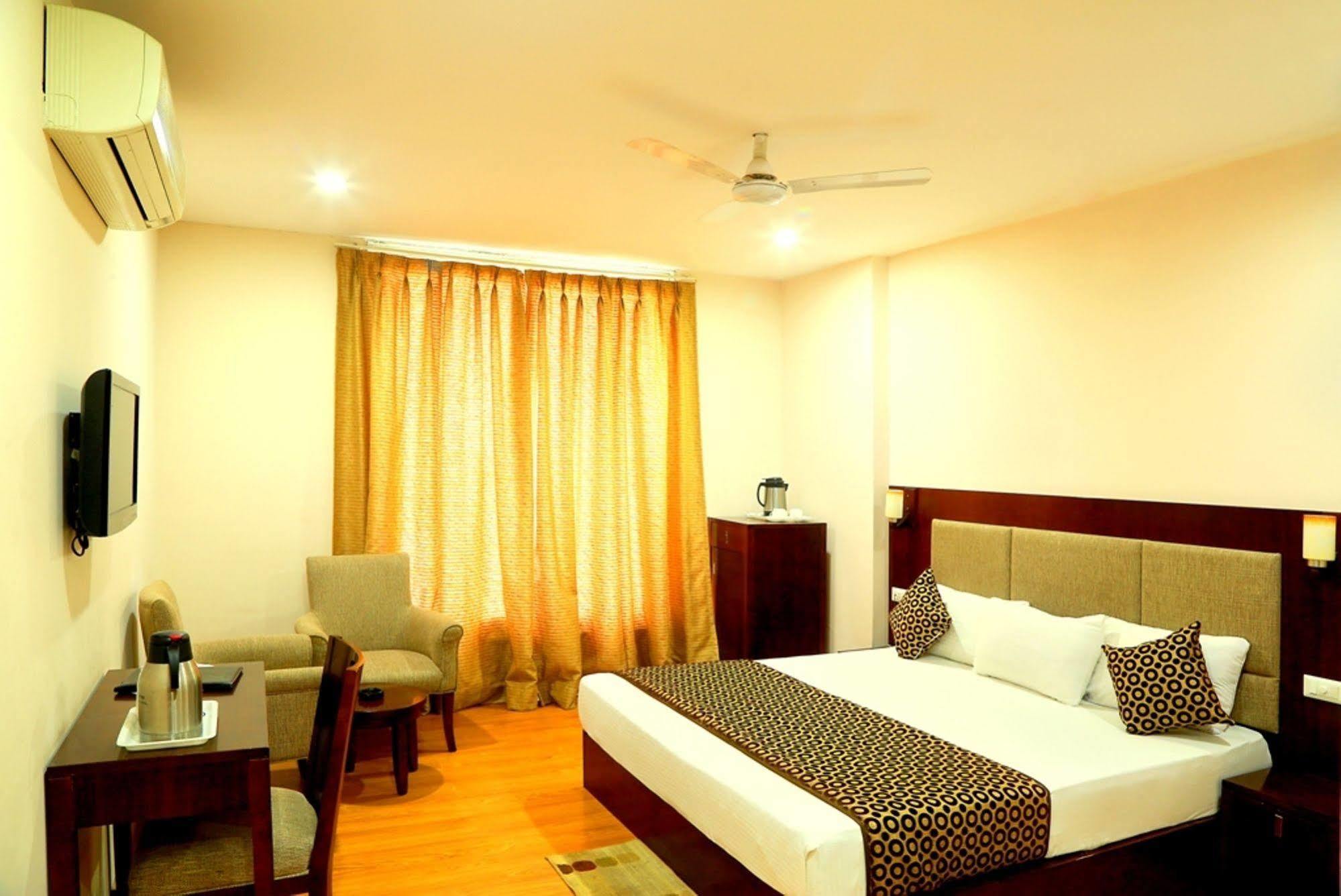Hotel Royal Palm - A Budget Hotel In Udaipur Extérieur photo